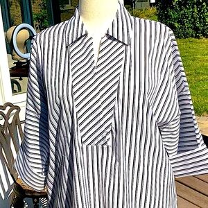 CHICO’S COLLAR NECK POP-OVER TOP STRIPED TOP. Size 2